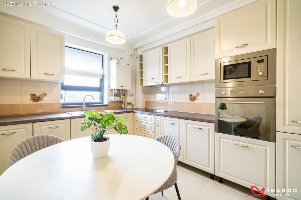 Apartament Ghimbav_Rk エクステリア 写真