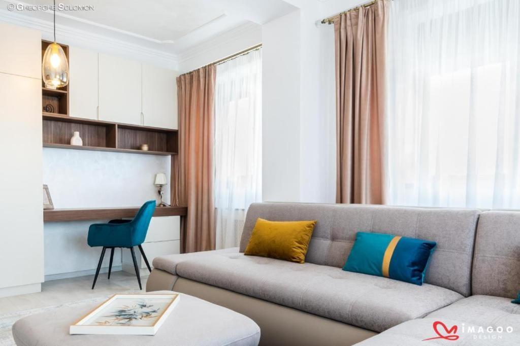 Apartament Ghimbav_Rk エクステリア 写真