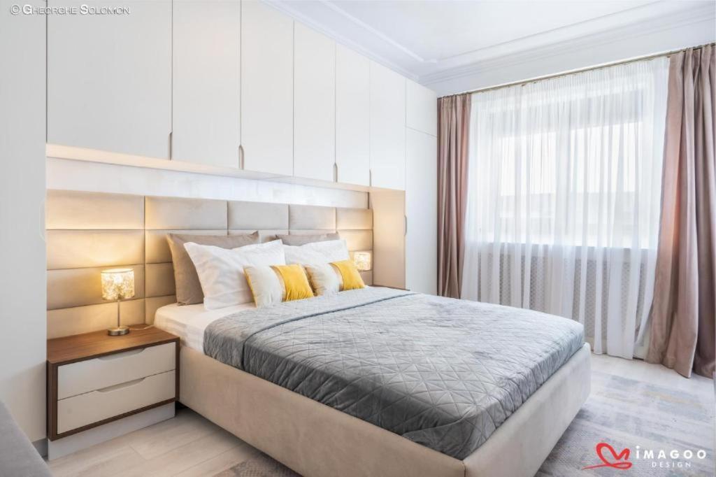Apartament Ghimbav_Rk エクステリア 写真